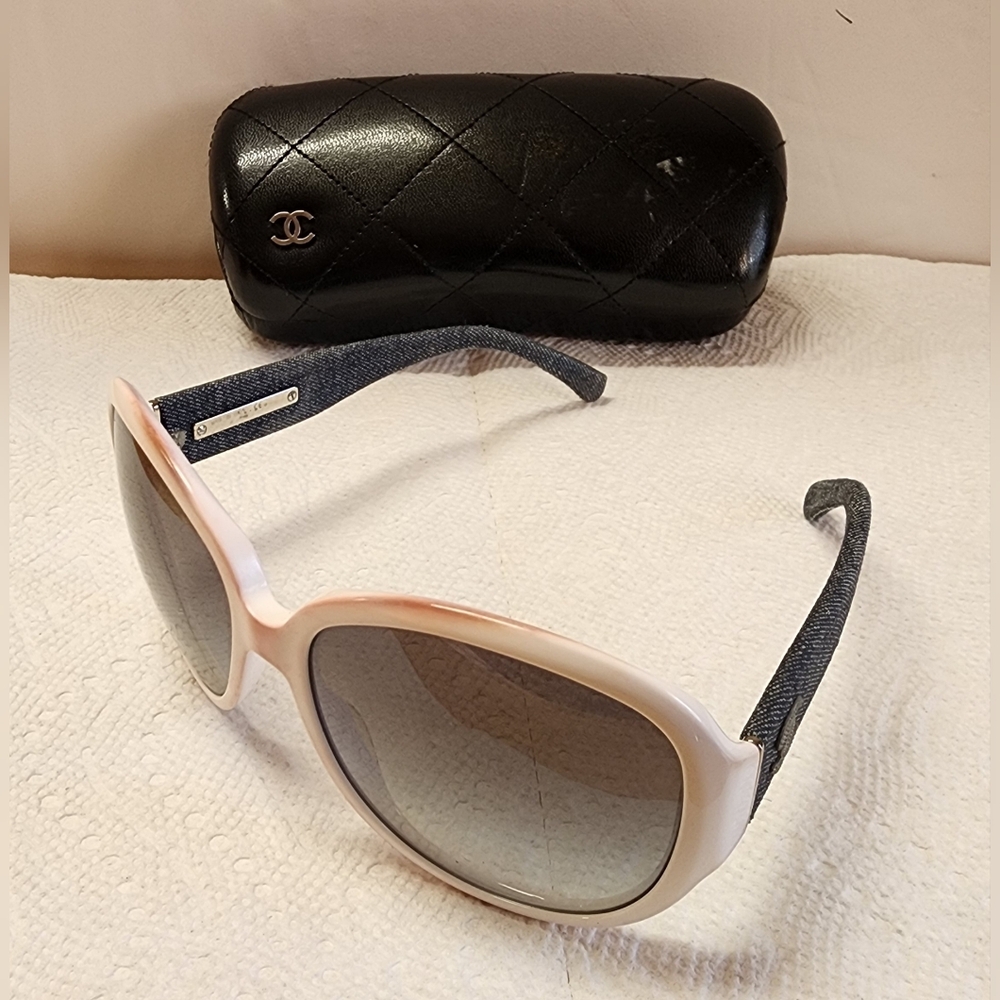 Chanel Sunglasses With Denim Arms Fair condition, with original case